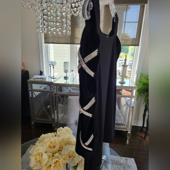 Joseph Ribkoff Black Long Sleeve Top with Cutout Details - Picture 6 of 7